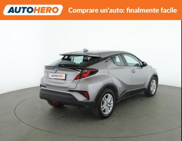 TOYOTA C-HR 1.8 Hybrid E-CVT Business