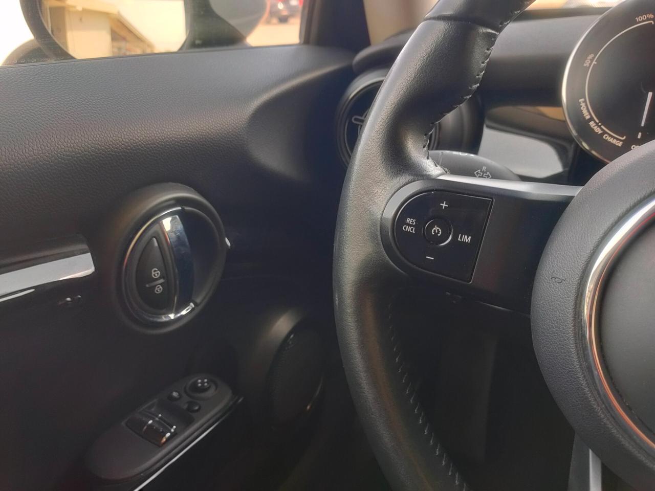 Mini Full Electric Cooper SE Yours 2022