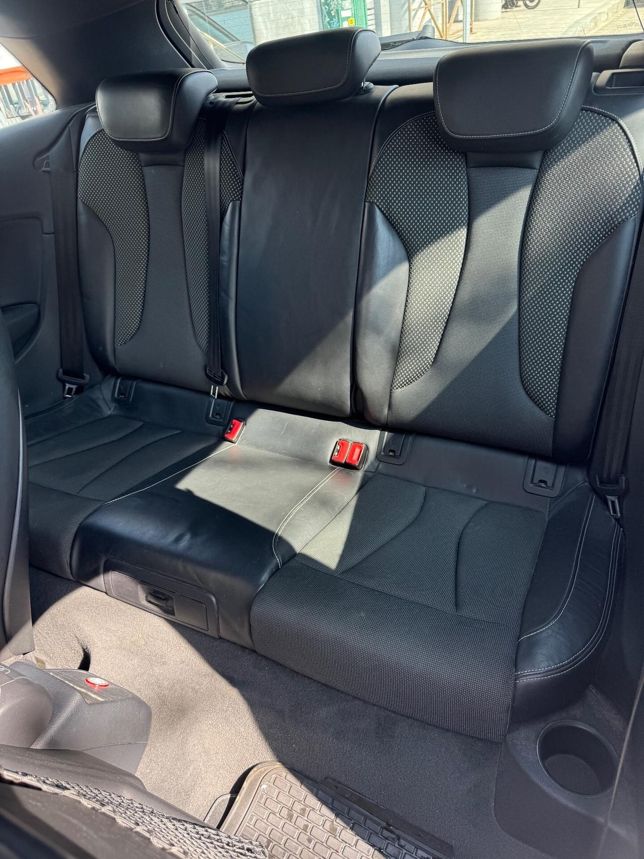 Audi A3 1.4 140 cv S line Sportpaket