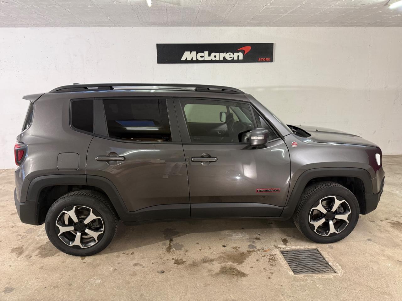 Jeep Renegade 2.0 Mjt 170CV 4WD Active Drive Low Trailhawk