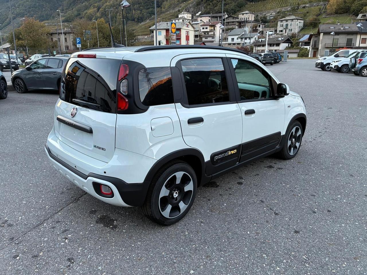 Fiat Pandina 1.0 FireFly 65 CV Hybrid Cross