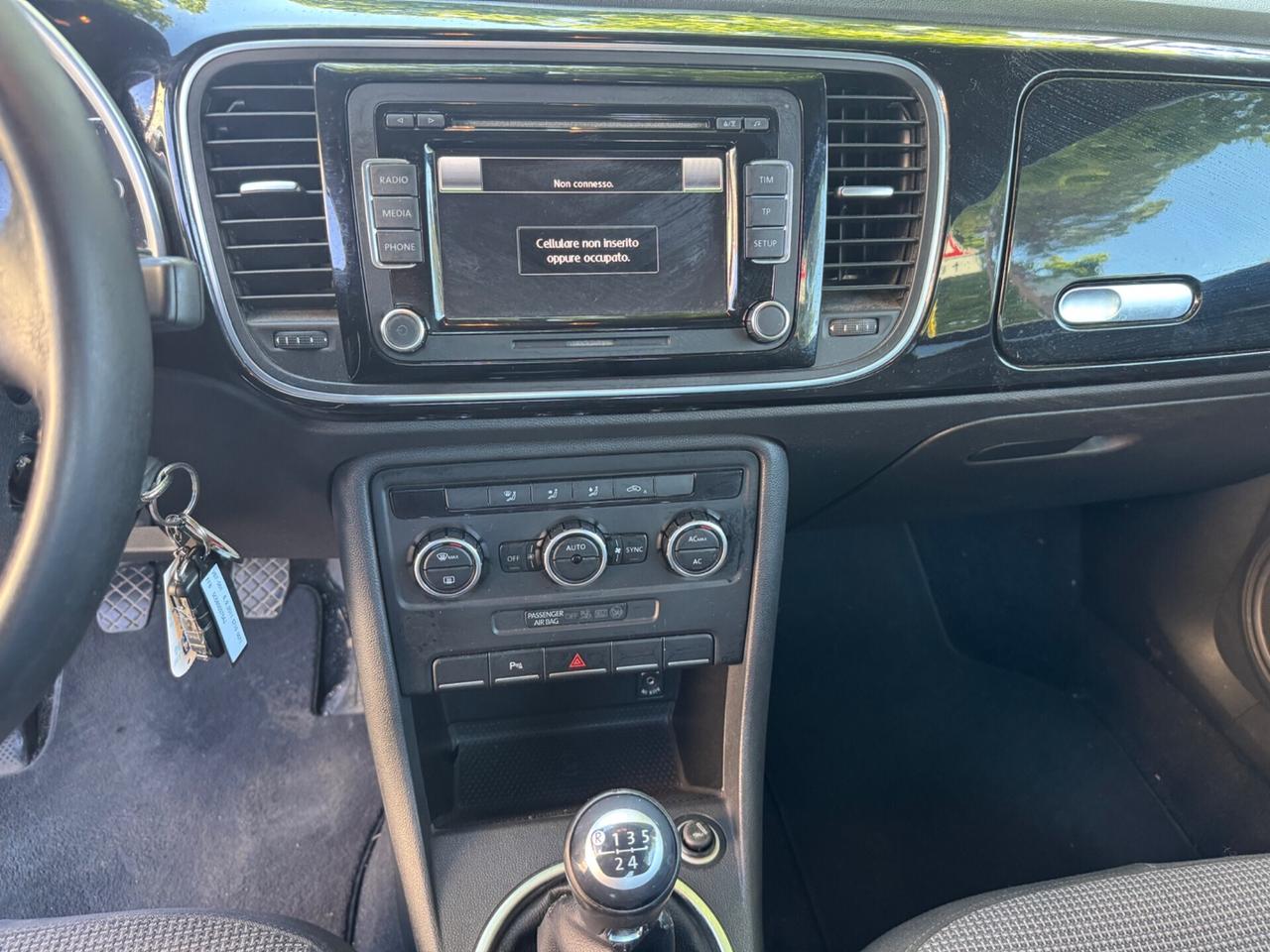 Ve Maggiolino 1.6 TDI Design neopaten garanzia 12mesi