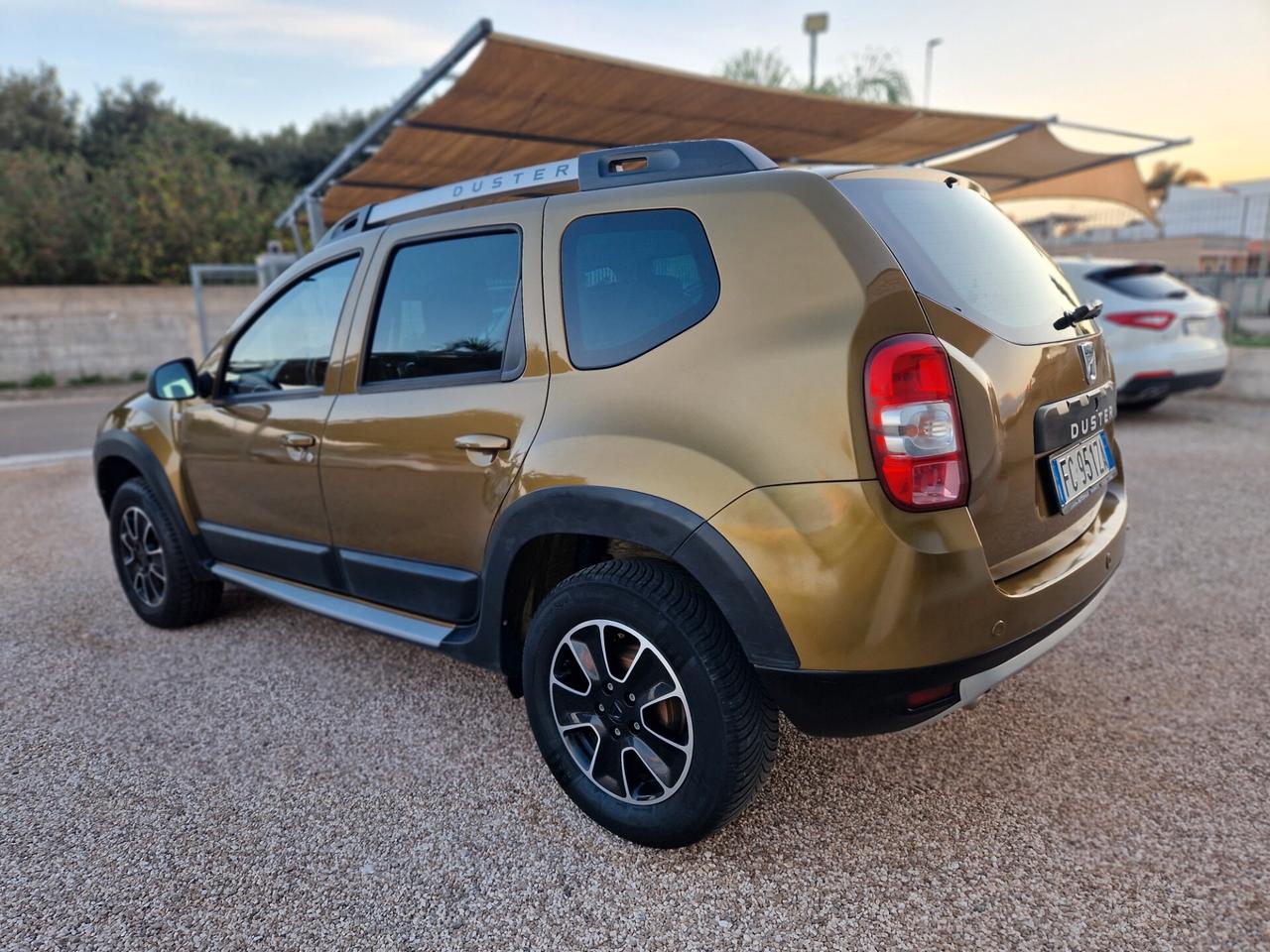 Dacia Duster 1.5 dCi 110CV Start&Stop 4x2 Serie Lim. Black Shadow