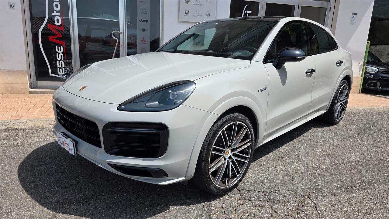 Porsche Cayenne Coupé 3.0 V6 E-Hybrid