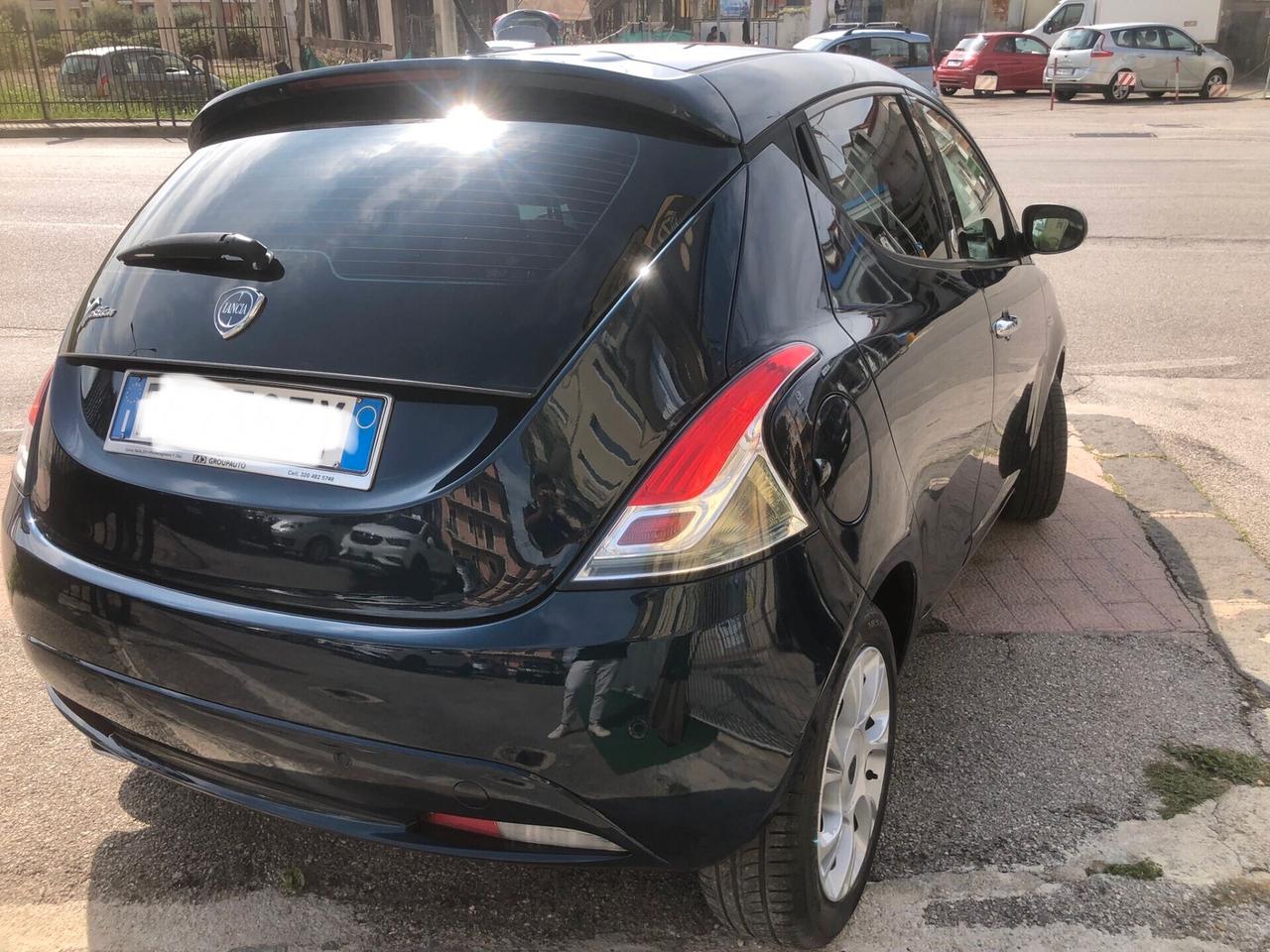 Lancia Ypsilon 1.2 69 CV 5 porte GPL Ecochic Gold