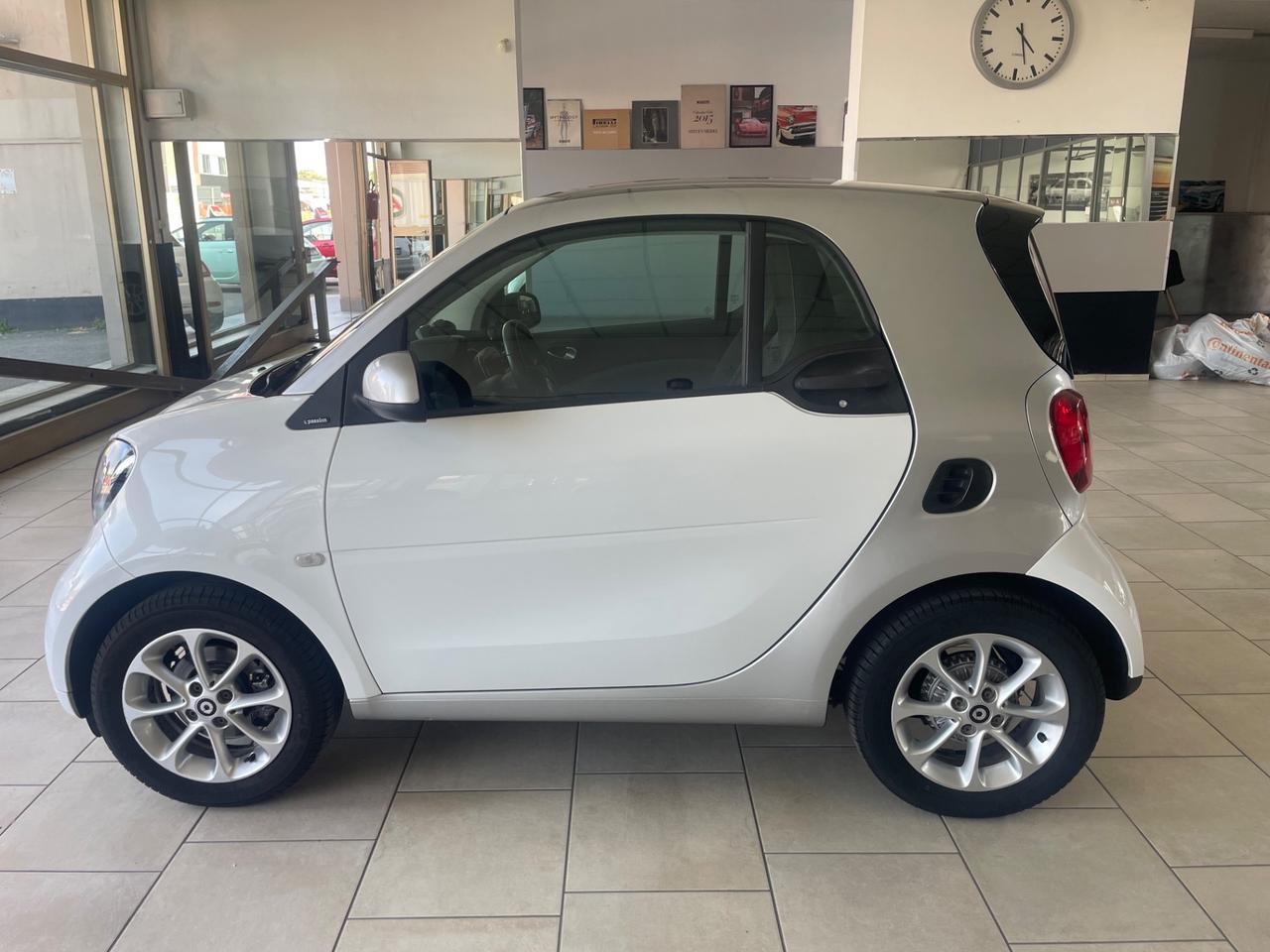Smart ForTwo 70 1.0 twinamic Passion - Nessun vincolo -