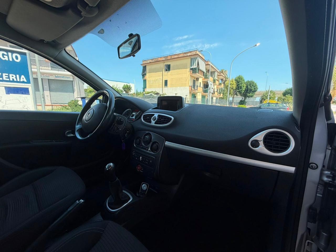 Renault Clio 1.2 16V 5 porte Dynamique