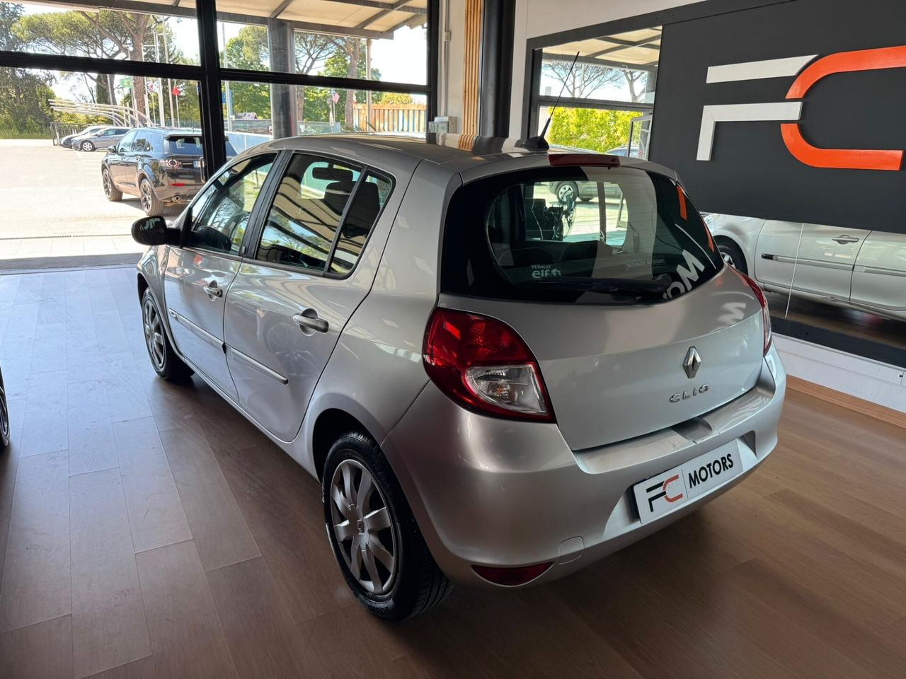 Renault Clio 1.2 16V 5 porte NEOPATENTATI