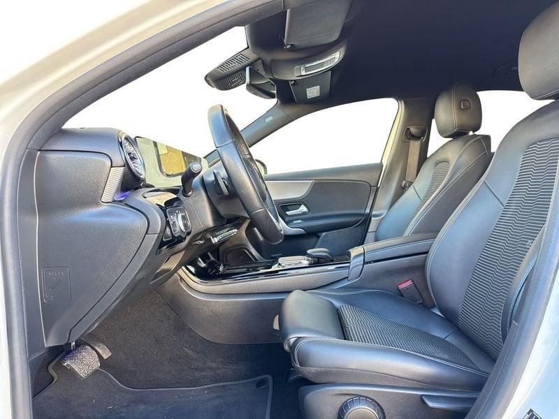 Mercedes-Benz Classe A A 180 d Sport Night edition auto