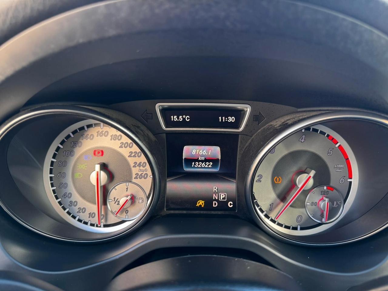 MERCEDES CLA 200D SHOOTING BRAKE 136CV AUTOMATICA