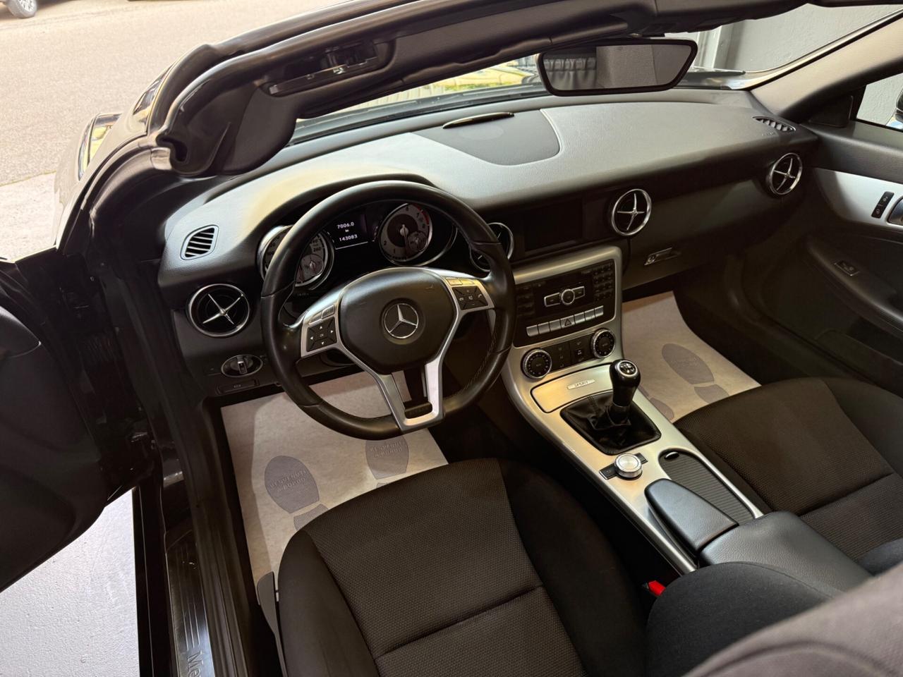 MERCEDES-BENZ SLK 200 BLUEEFFICIENCY SPORT