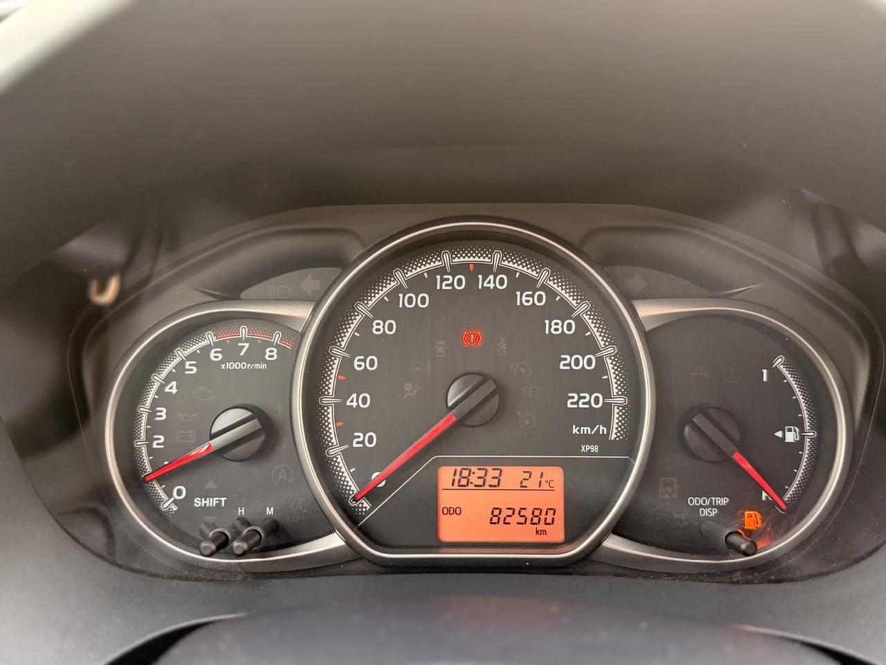 Toyota Yaris 1.0 5 porte Lounge 2017