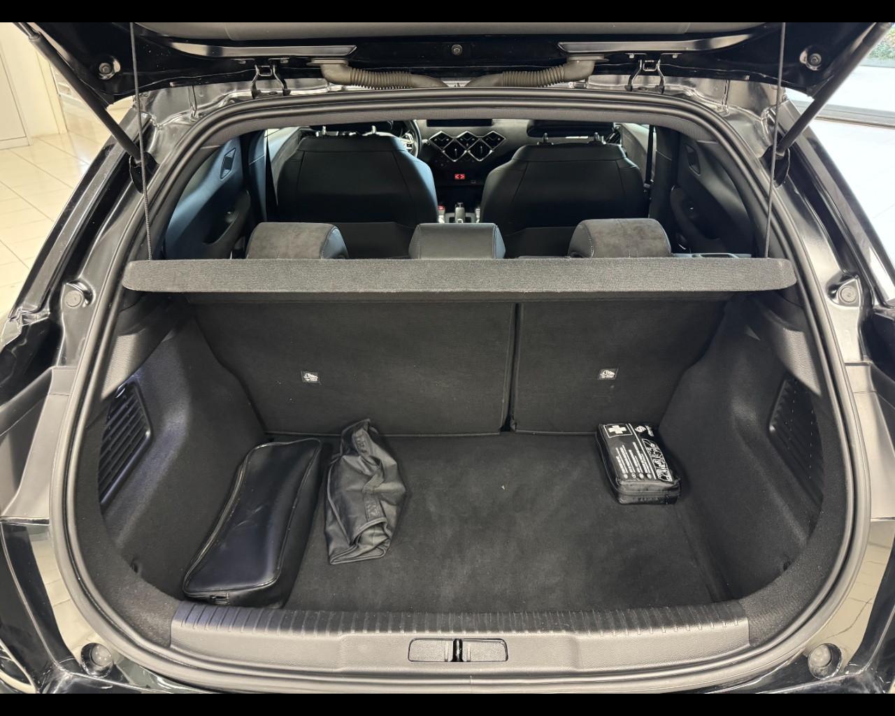 DS DS 3 2ª serie - DS 3 Crossback PureTech 155 aut. Performance