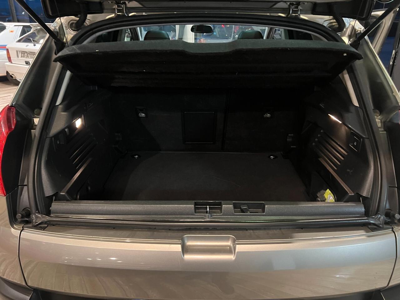 Peugeot 3008 1.6 HDi/TETTO+PELLE/UNIPROP