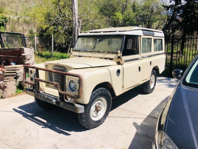 Land Rover Defender 109 Lungo D