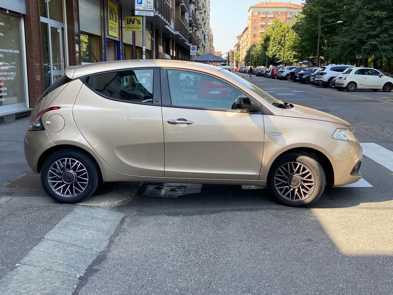 Lancia Ypsilon Gold 1.0 FireFly MHEV #11872