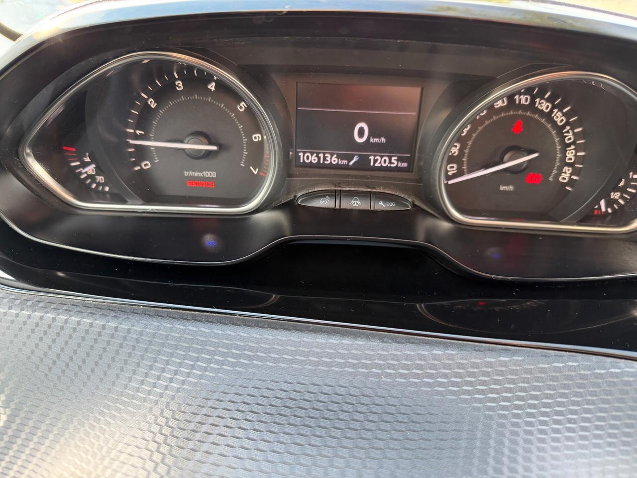 PEUGEOT 2008 ANNO 2014 1.2 BENZINA 82 CV