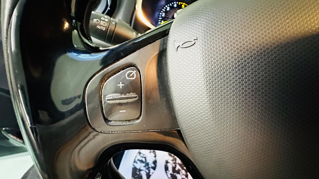 Renault Clio 1.2 16V 5 porte Live! Anche per neopatentati