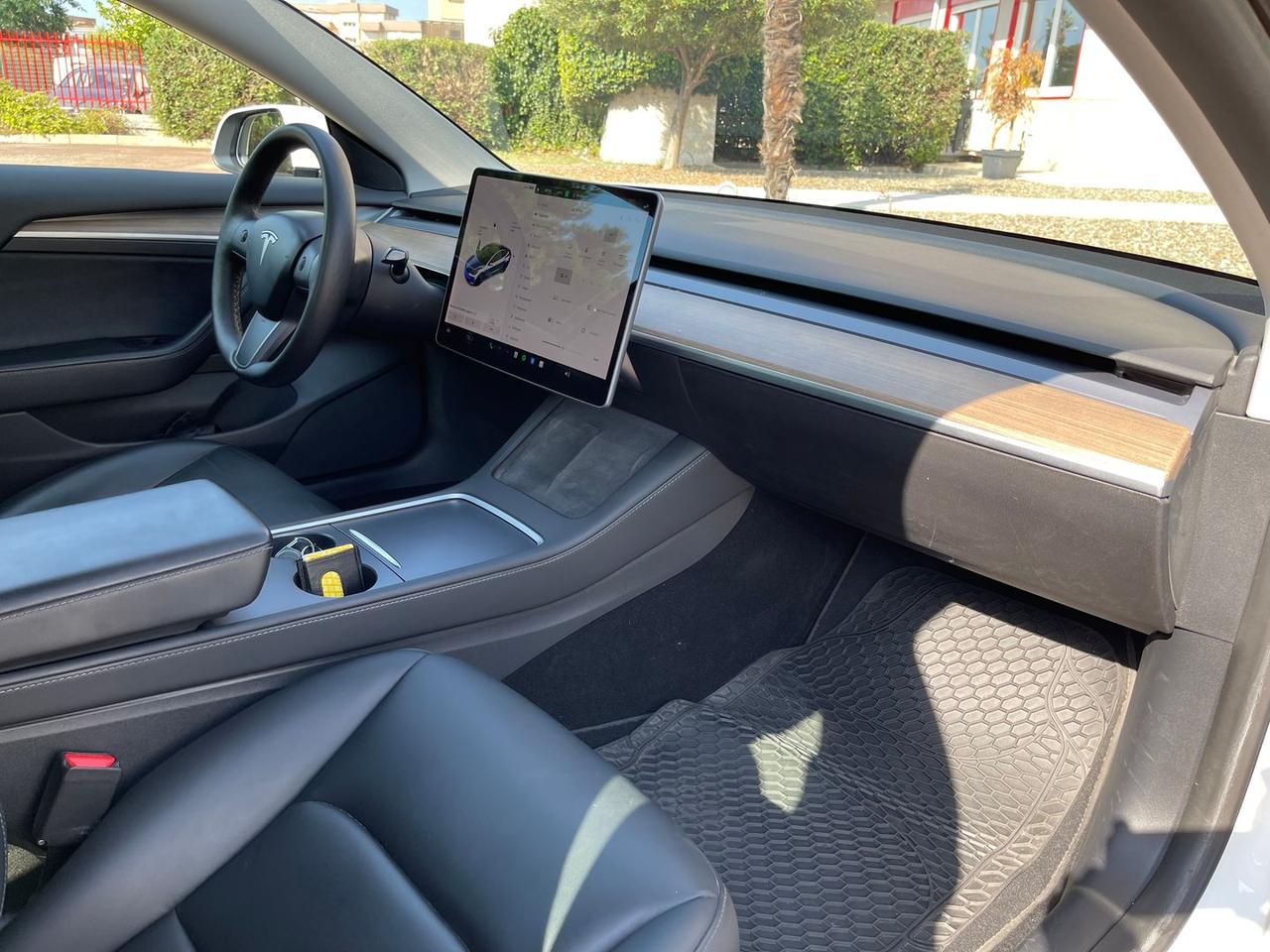 Tesla Model 3 Long Range