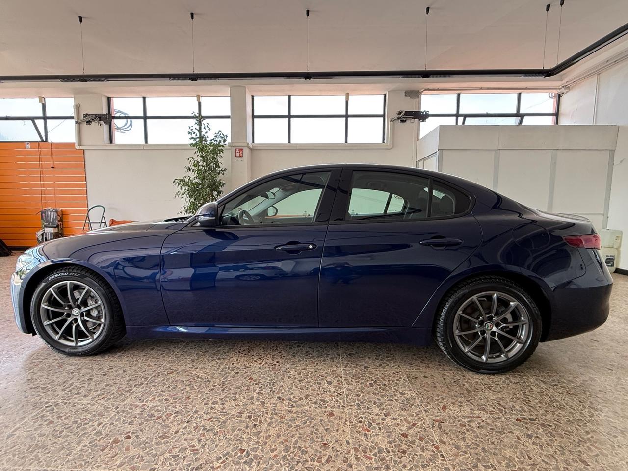 Alfa Romeo Giulia 2.2 Turbodiesel 160 CV AT8
