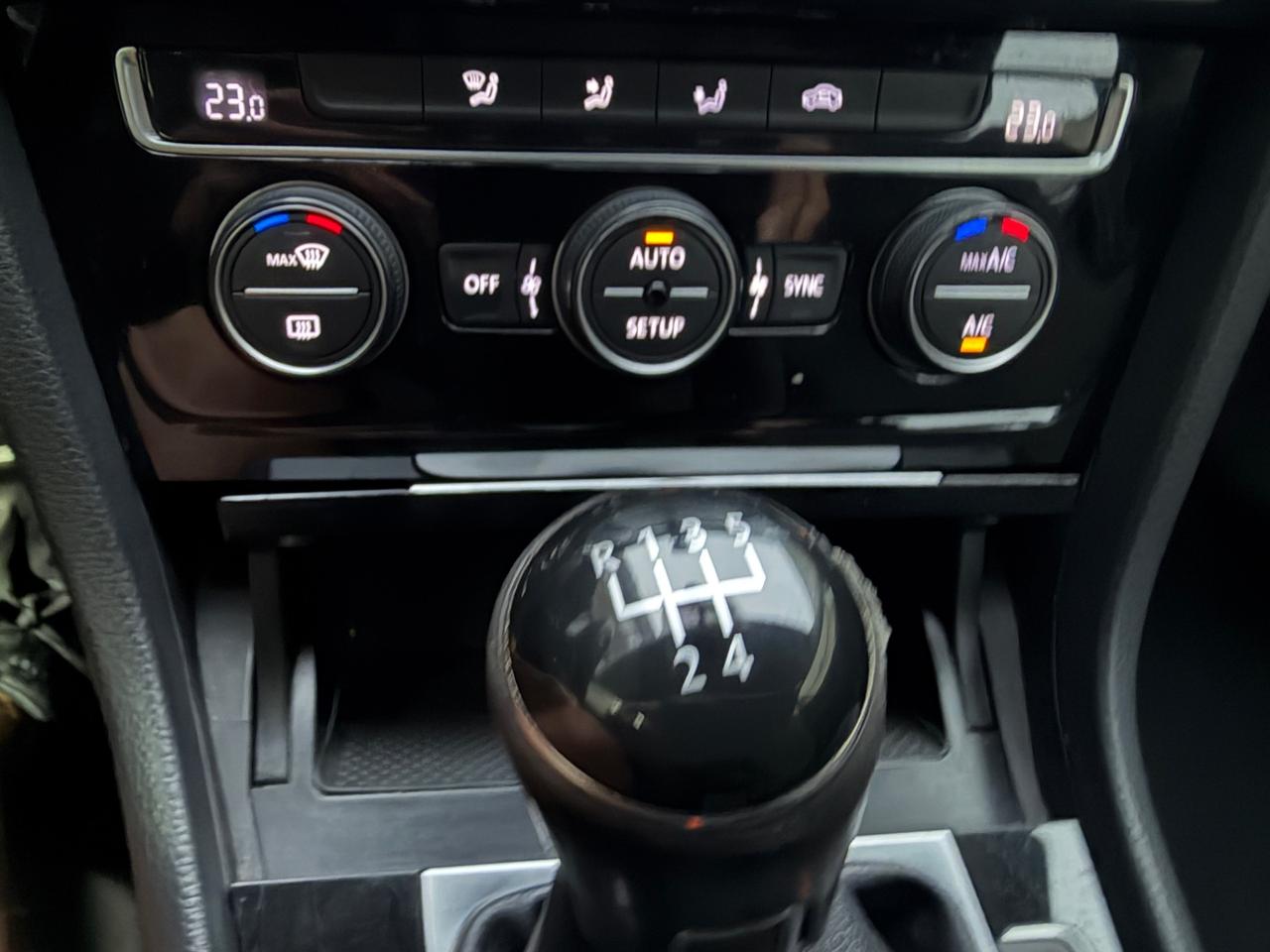 VW GOLF 7 2017 1.6TDI GANCIO TRAINO 1500KG