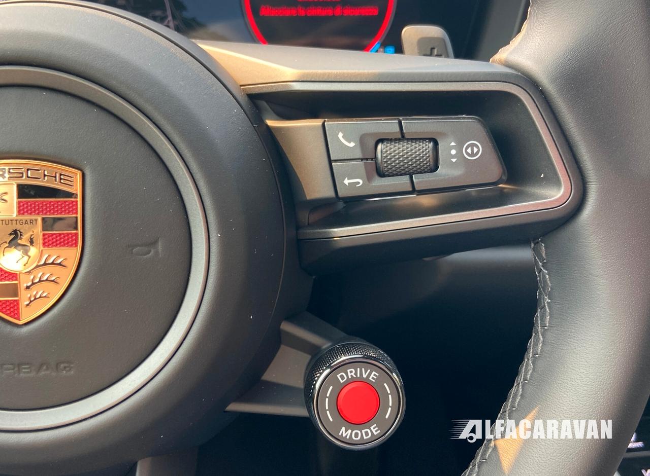 Porsche 911 992.2 Carrera KM 0
