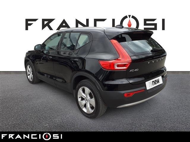 VOLVO XC40 2.0 D3 Momentum AWD Geartronic