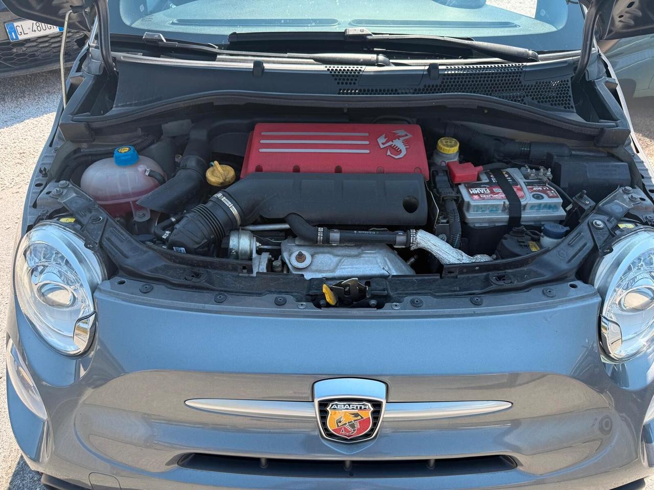 Abarth 595 C 1.4 Turbo T-Jet 165 CV