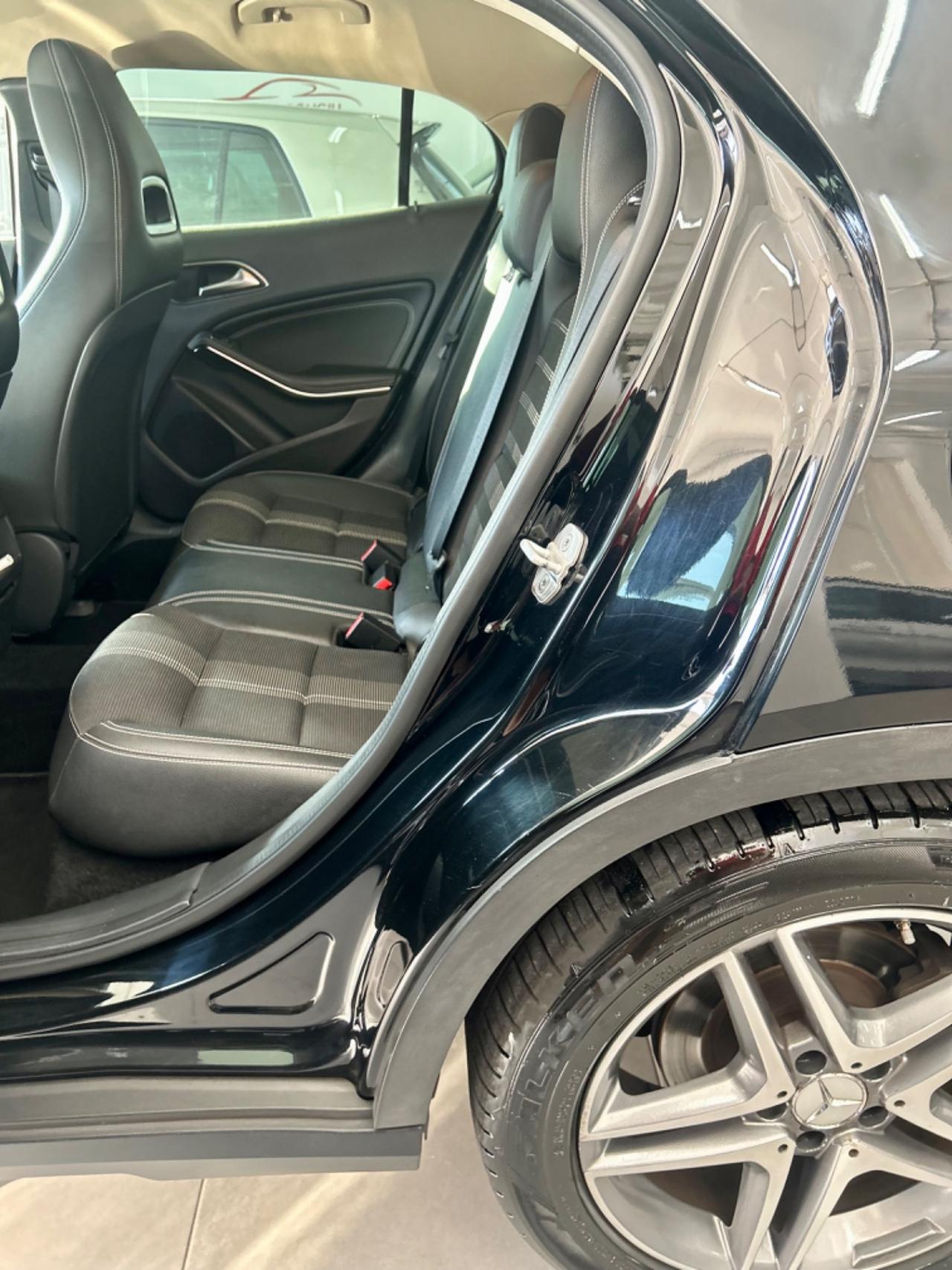Mercedes-benz GLA 200 d Sport FINANZIABILE