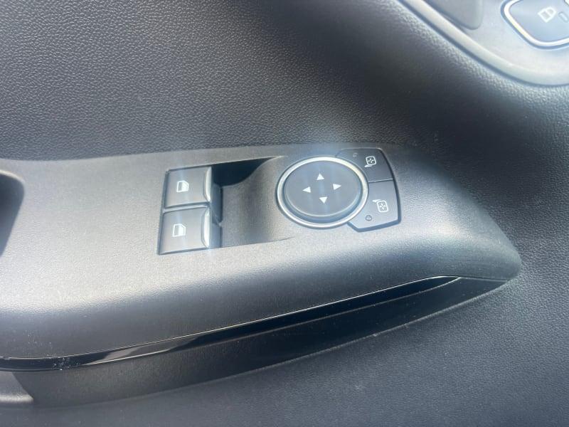 FORD FIESTA 1.1 75 CV 5 PORTE CONNECT