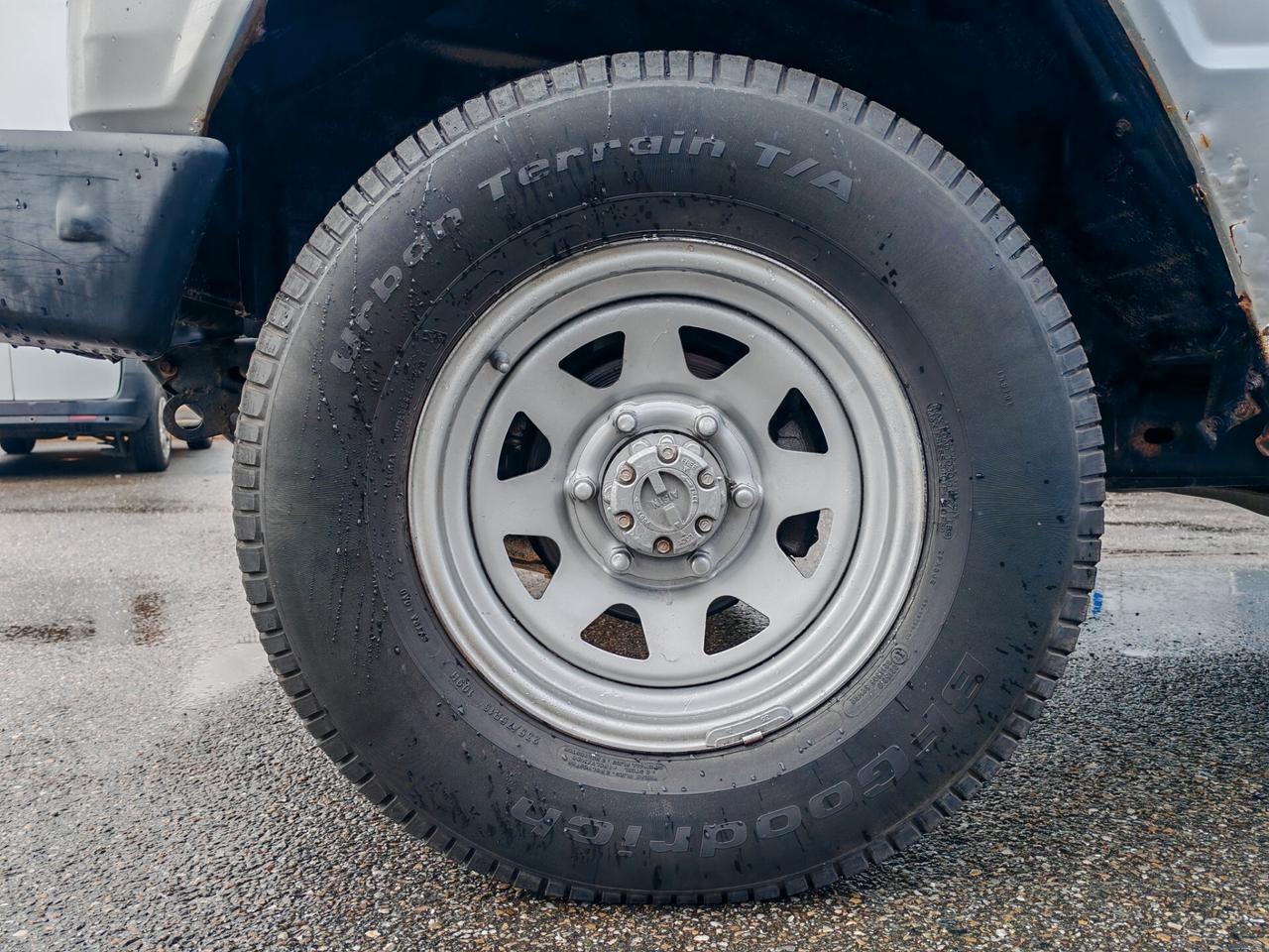 Mitsubishi Pajero 2.5 TDI Metal-top