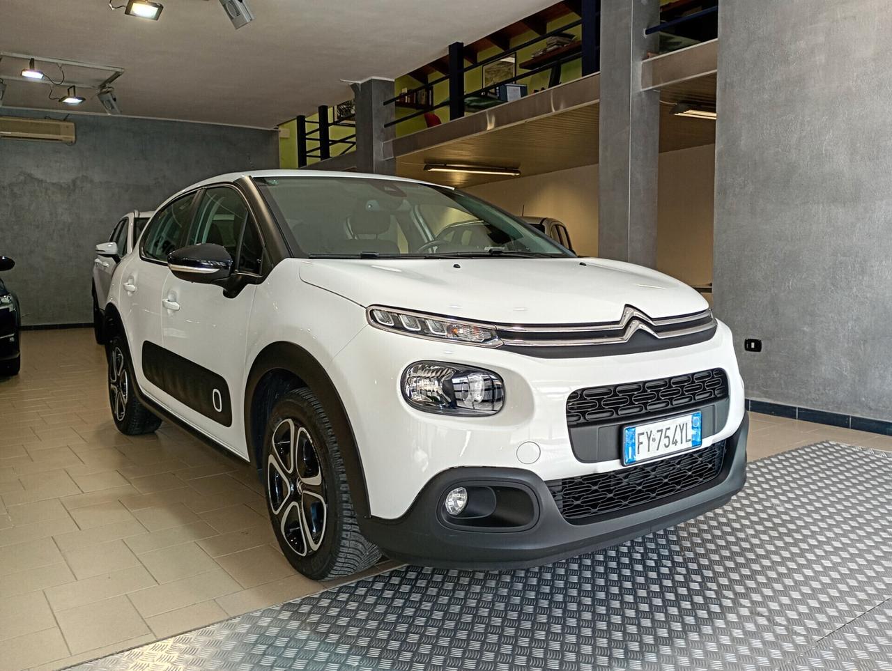 Citroen C3 BlueHDi allestimento Shine