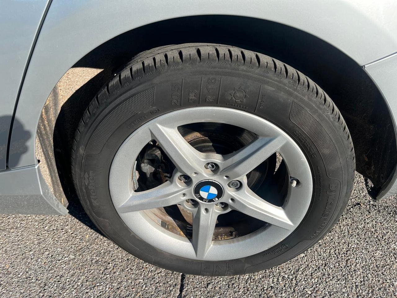 Bmw 118 118d 5p. Urban