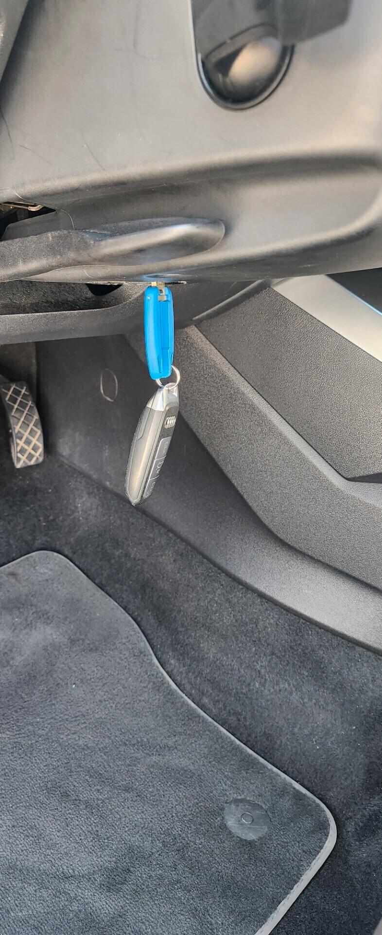 Audi A3 30 g-tron COLORE BLU - PELLE MATTONE