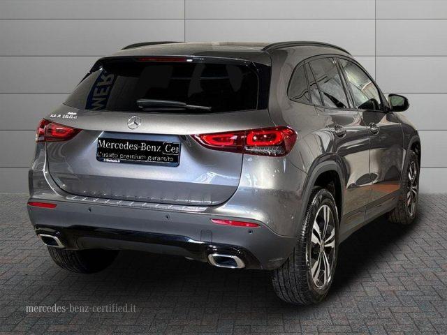 MERCEDES-BENZ GLA 180 d Automatic Sport Plus