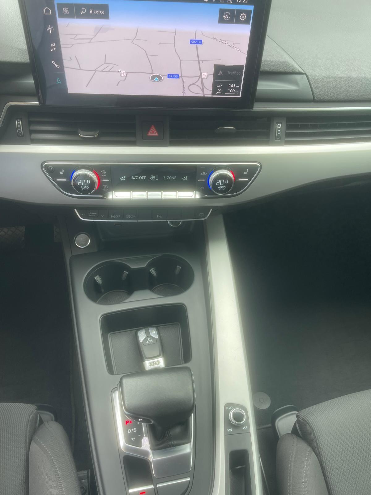 Audi A4 Avant 40 TDI S tronic line edition