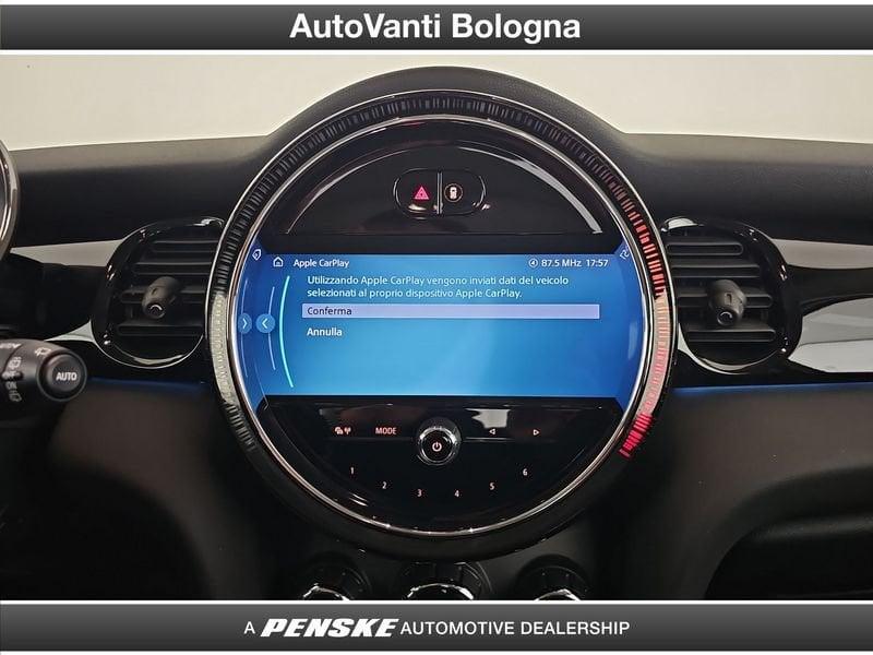 MINI Mini 5 porte Mini 5p 1.5 Cooper Essential auto