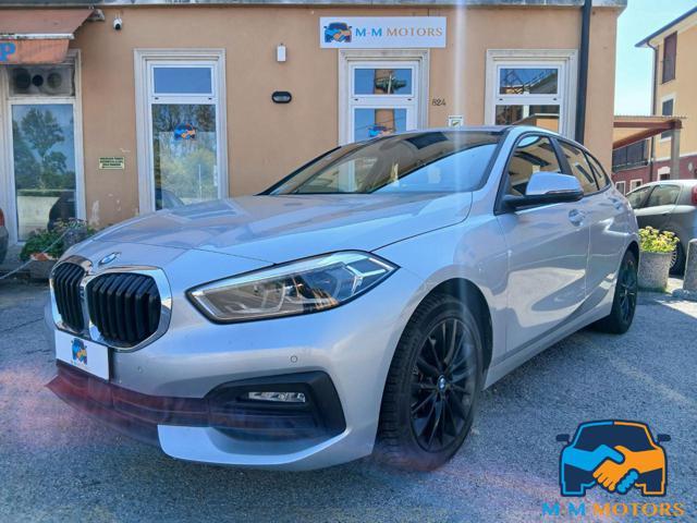 BMW 118 i 5p. Business Advantage