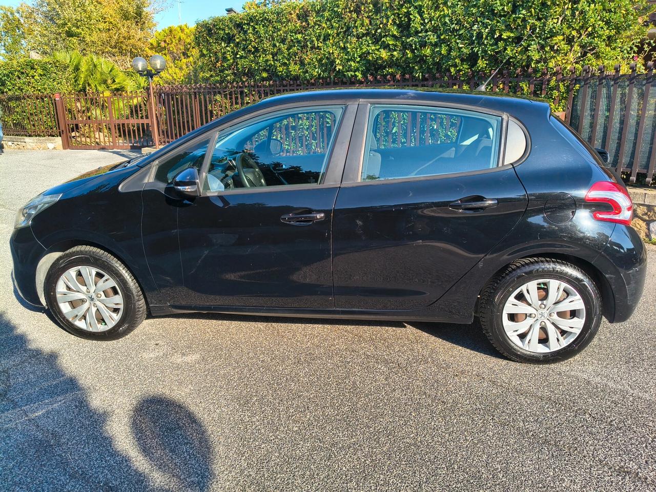 Peugeot 208 1.4 HDi 68 CV 5 porte Active