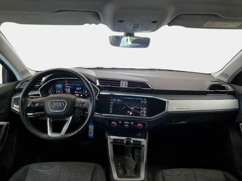 AUDI Q3 35 TDI S tronic Business