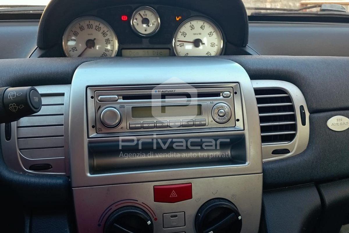 LANCIA Ypsilon 1.4 Oro