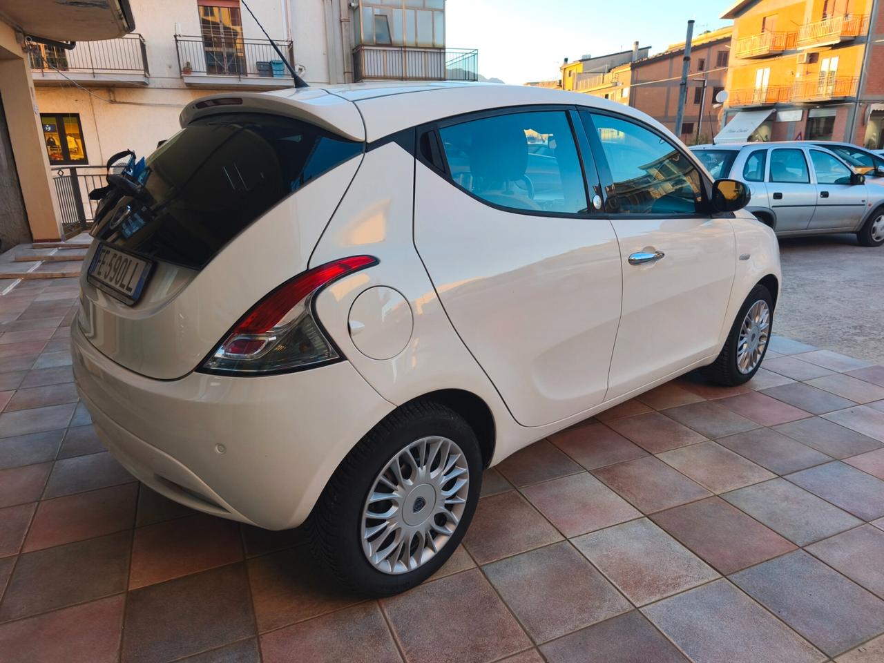 Lancia Ypsilon 1.2 GPL 69 CV 5 porte Ecochic