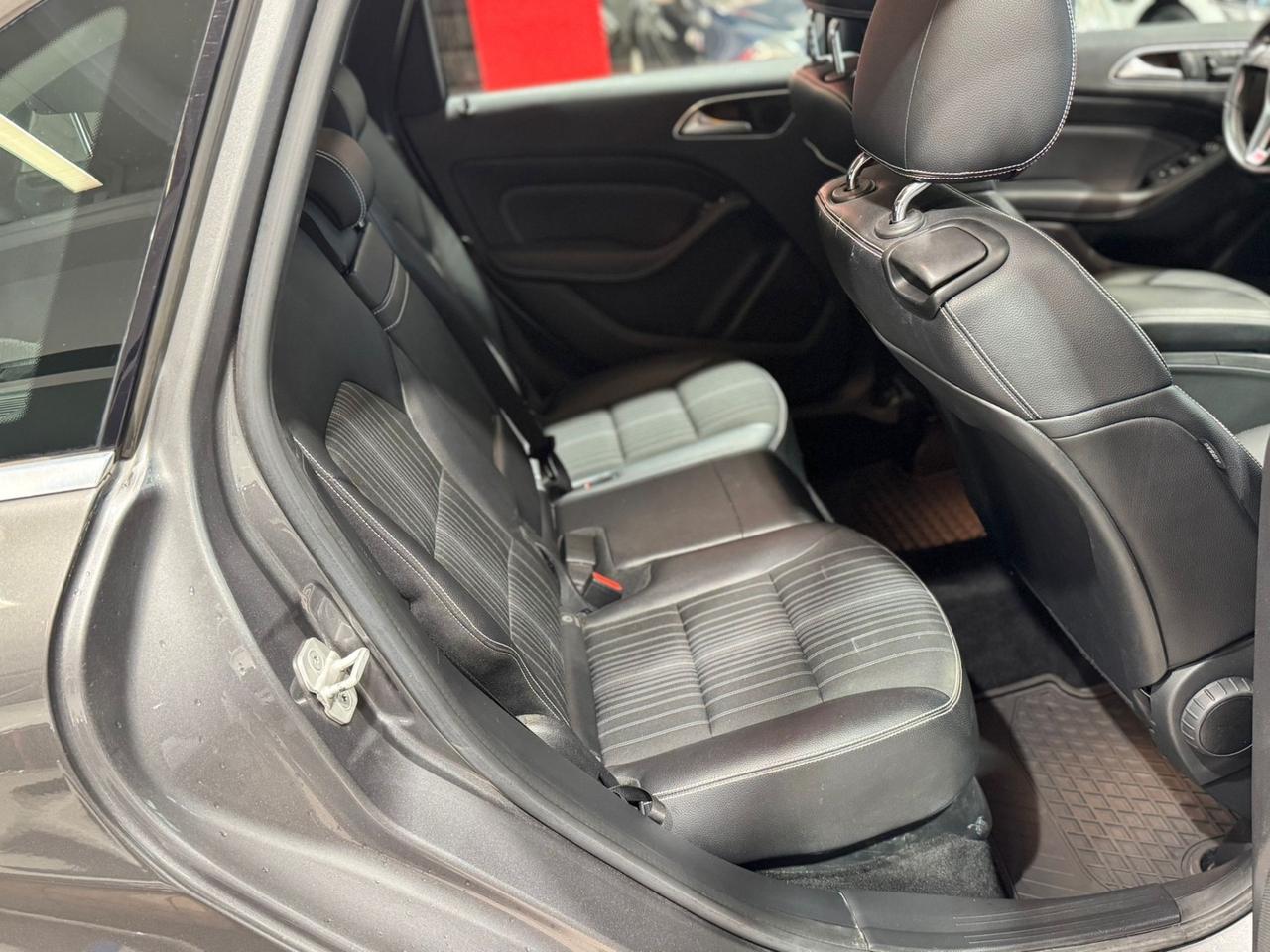 Mercedes-benz B 180 CDI Automatic Executive