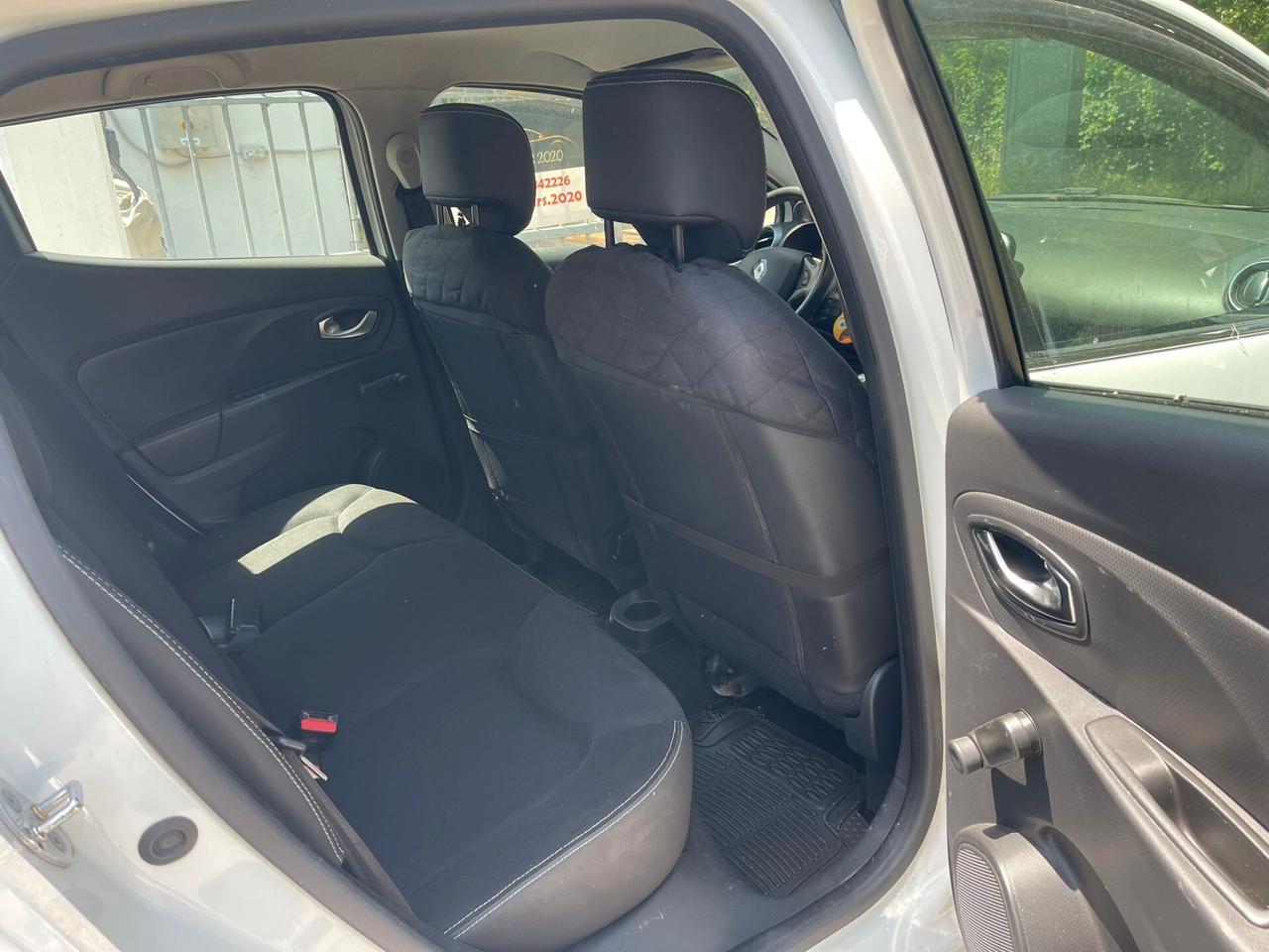 Clio 1.2 75CV 5 porte Costume National