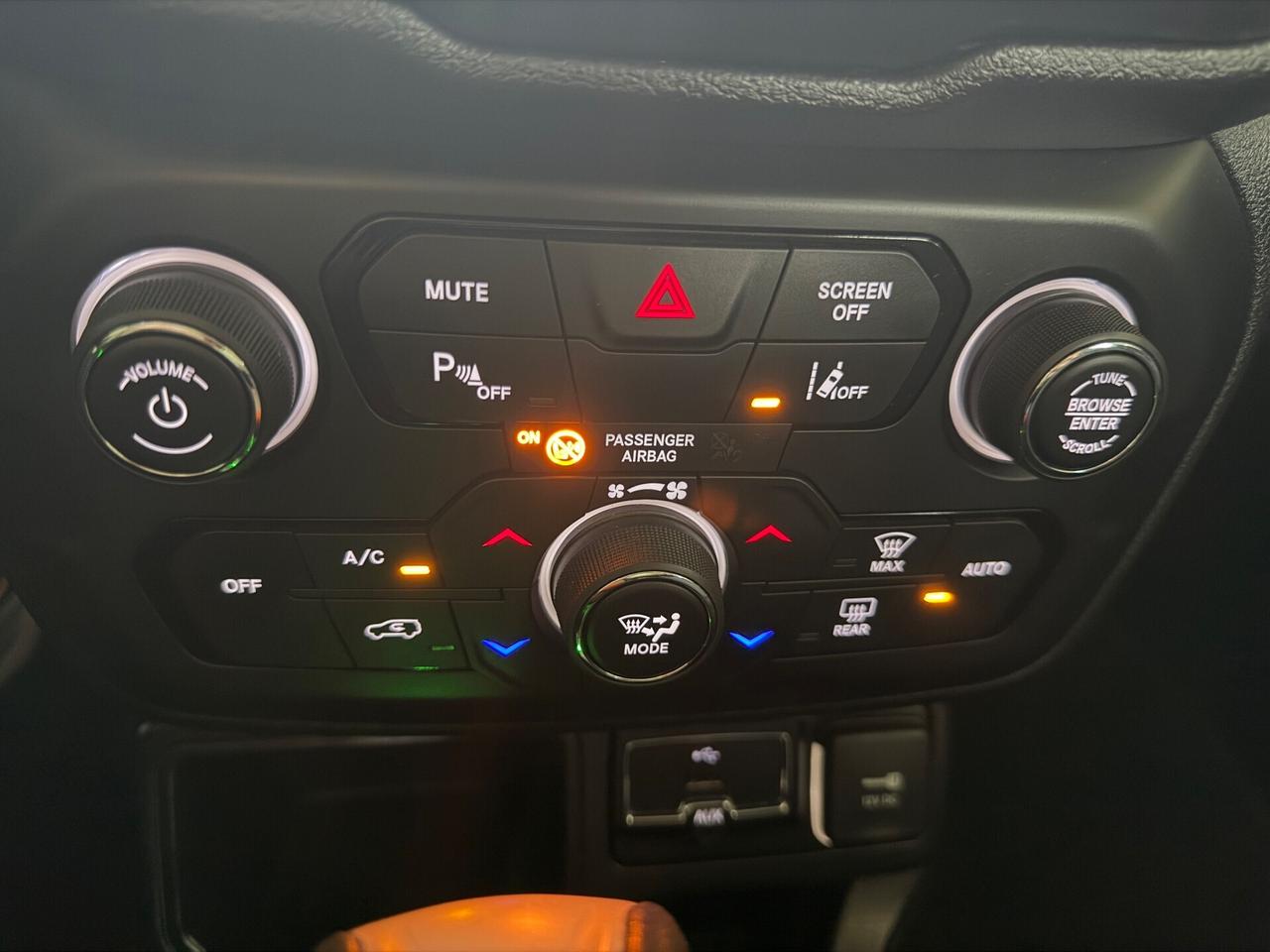 Jeep Renegade 1.3 T4 150CV NIGHT EAGLE -GPL-GANCIO