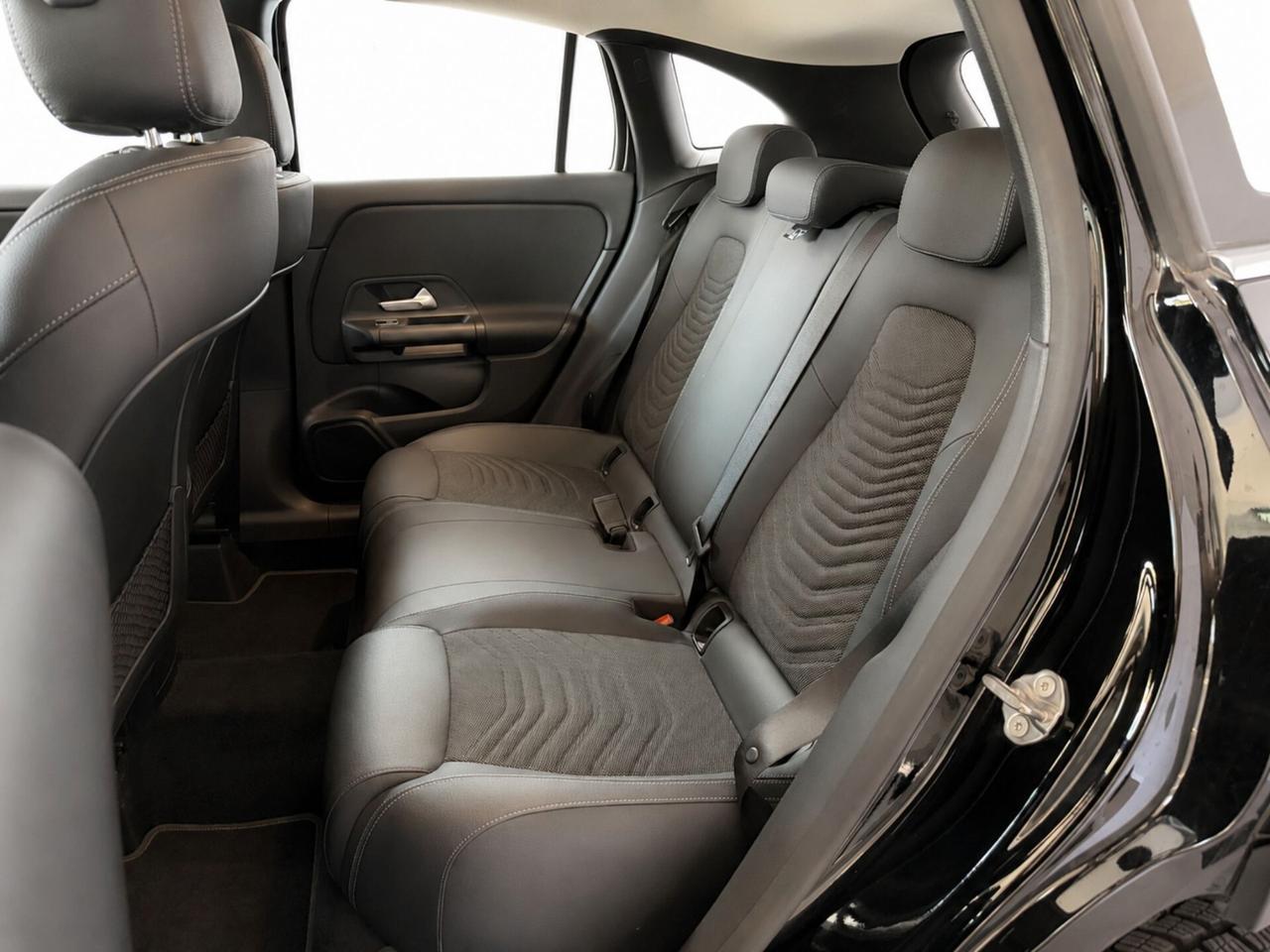 Mercedes-benz GLA 180 d Automatic Business