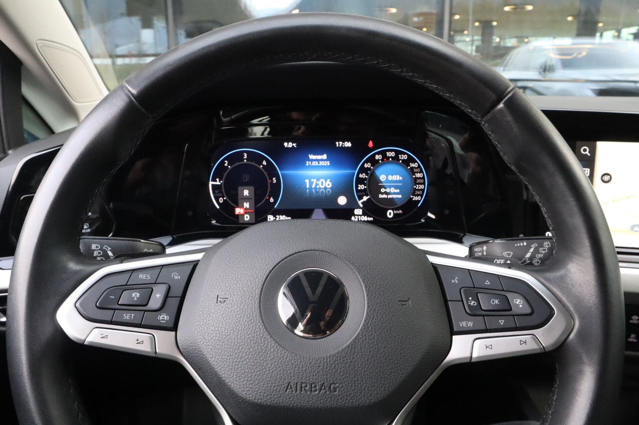 Volkswagen Golf Variant 2.0 TDI 150 CV Life NAVI LED ACC