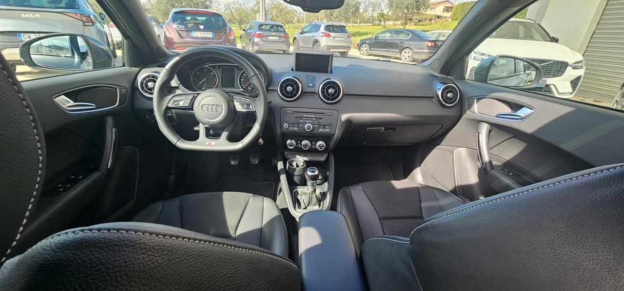 Audi A1 1.6 TDI 105 CV Attraction