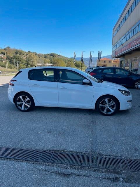 Peugeot 308 BlueHDi 100 S&S Business