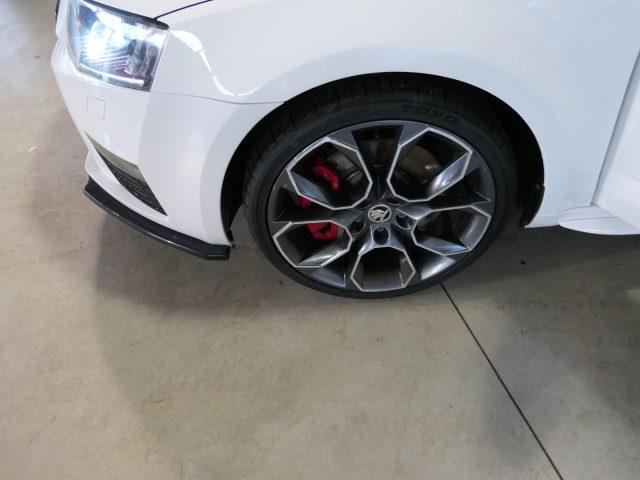 SKODA Octavia 2.0 TDI DSG Wagon RS